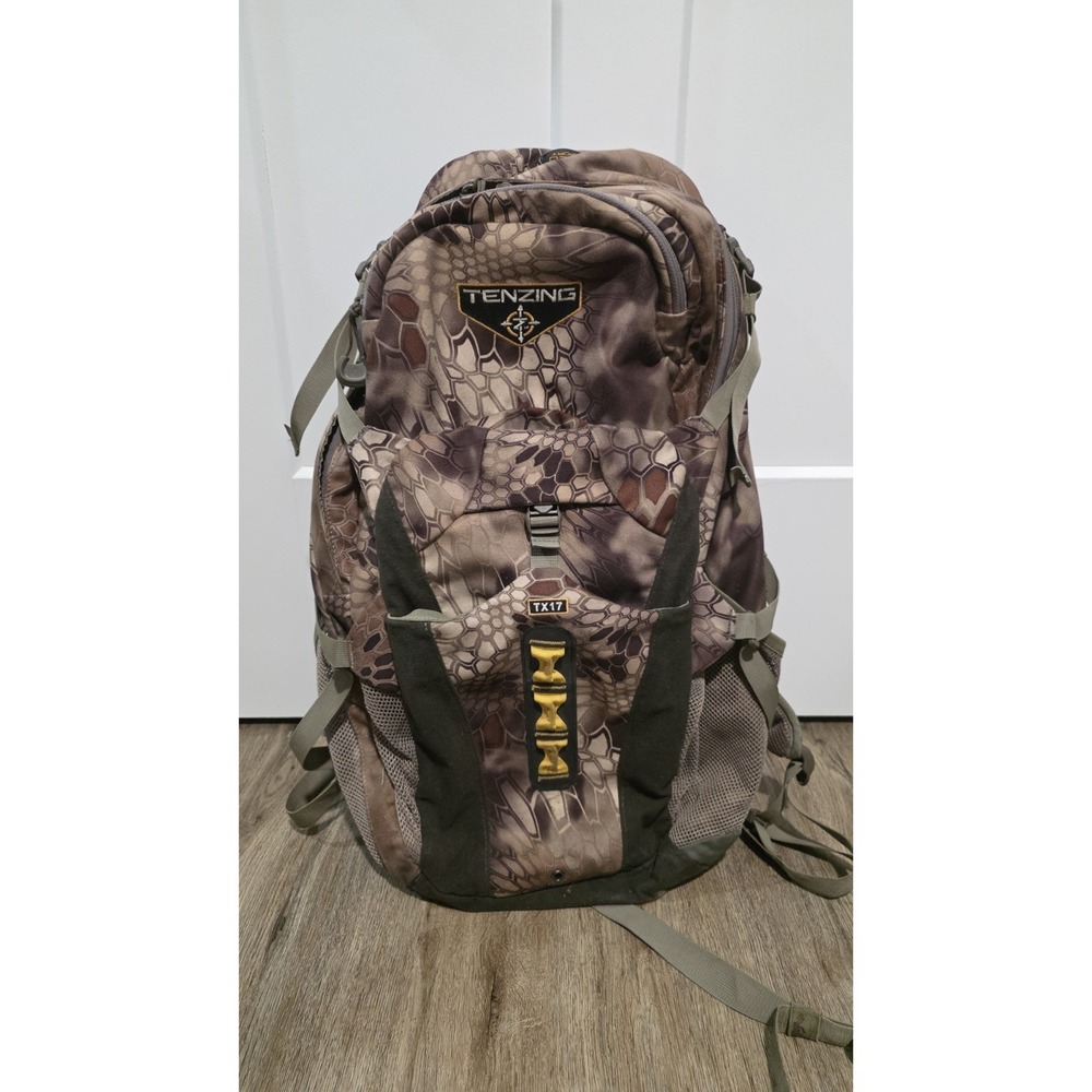 Tenzing TX17 Hunting Backpack Green Brown Padded Straps Ventilated braced